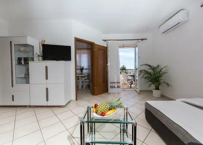 Sanmichel Apartament *