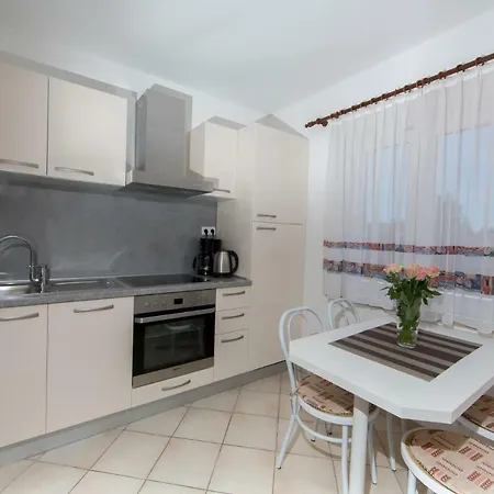Sanmichel Apartment Pula